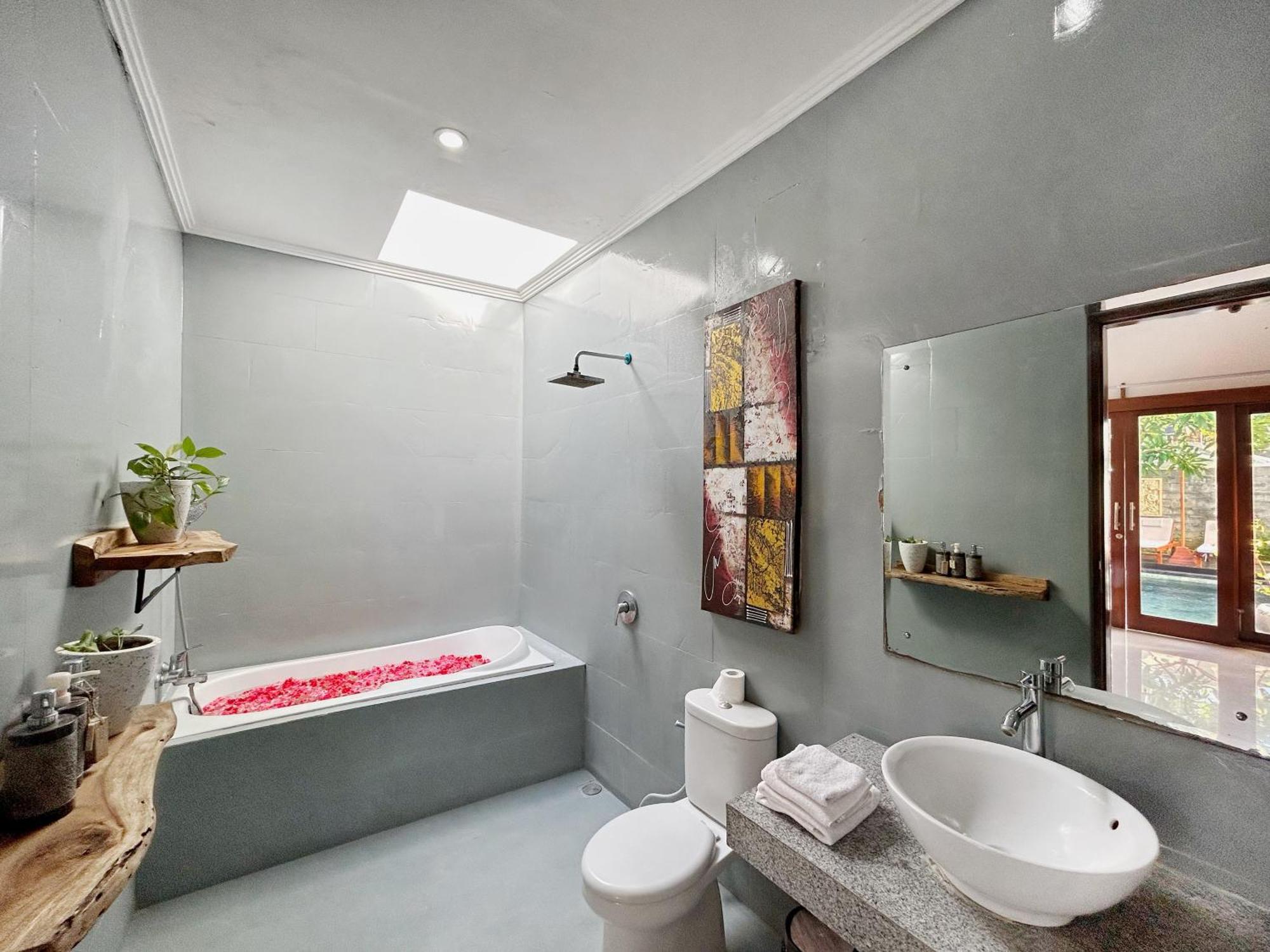 Casa Bisma - 3 Bedroom Villa With Pool In Legian Seminyak  Bagian luar foto
